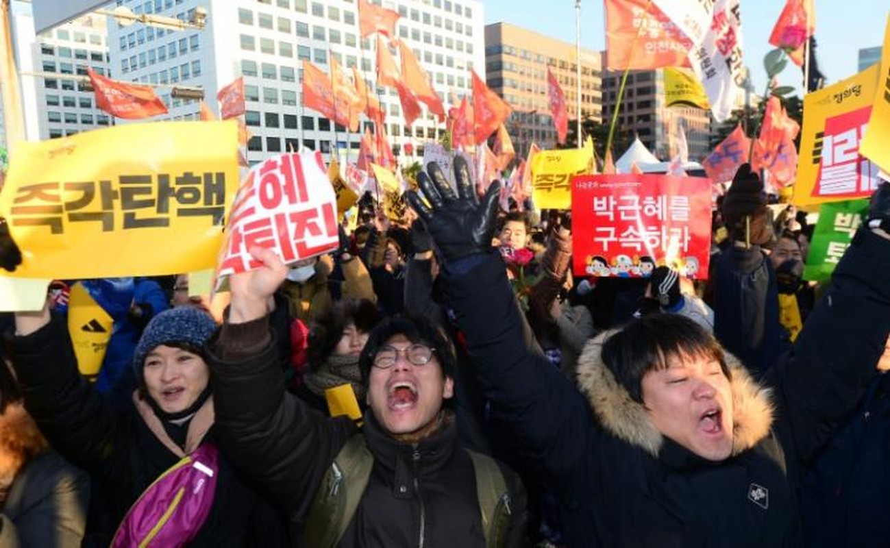 Toan canh phien bo phieu luan toi Tong thong Han Quoc Park Geun-hye-Hinh-7