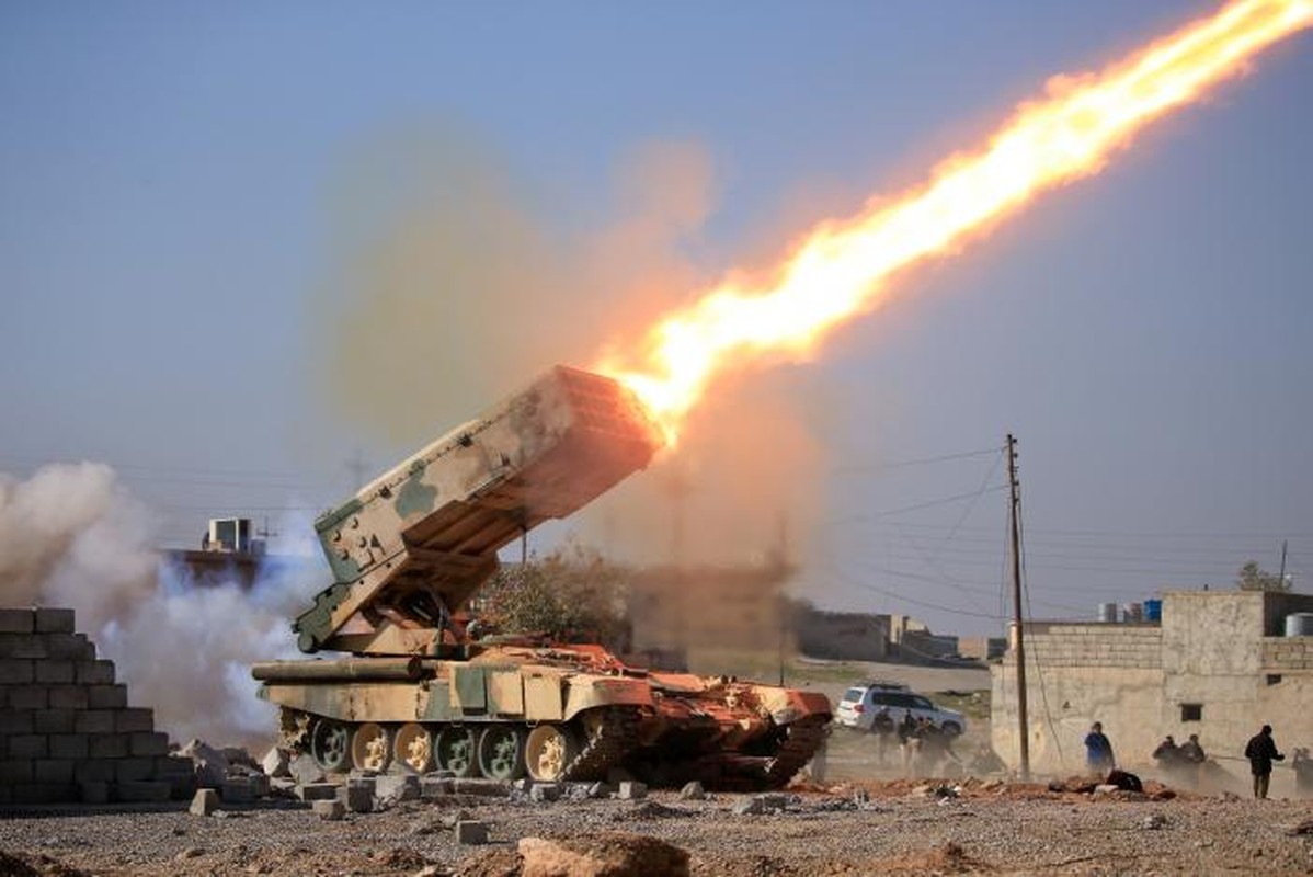 Anh: Luc luong Iraq giai phong san bay Mosul khoi IS-Hinh-5