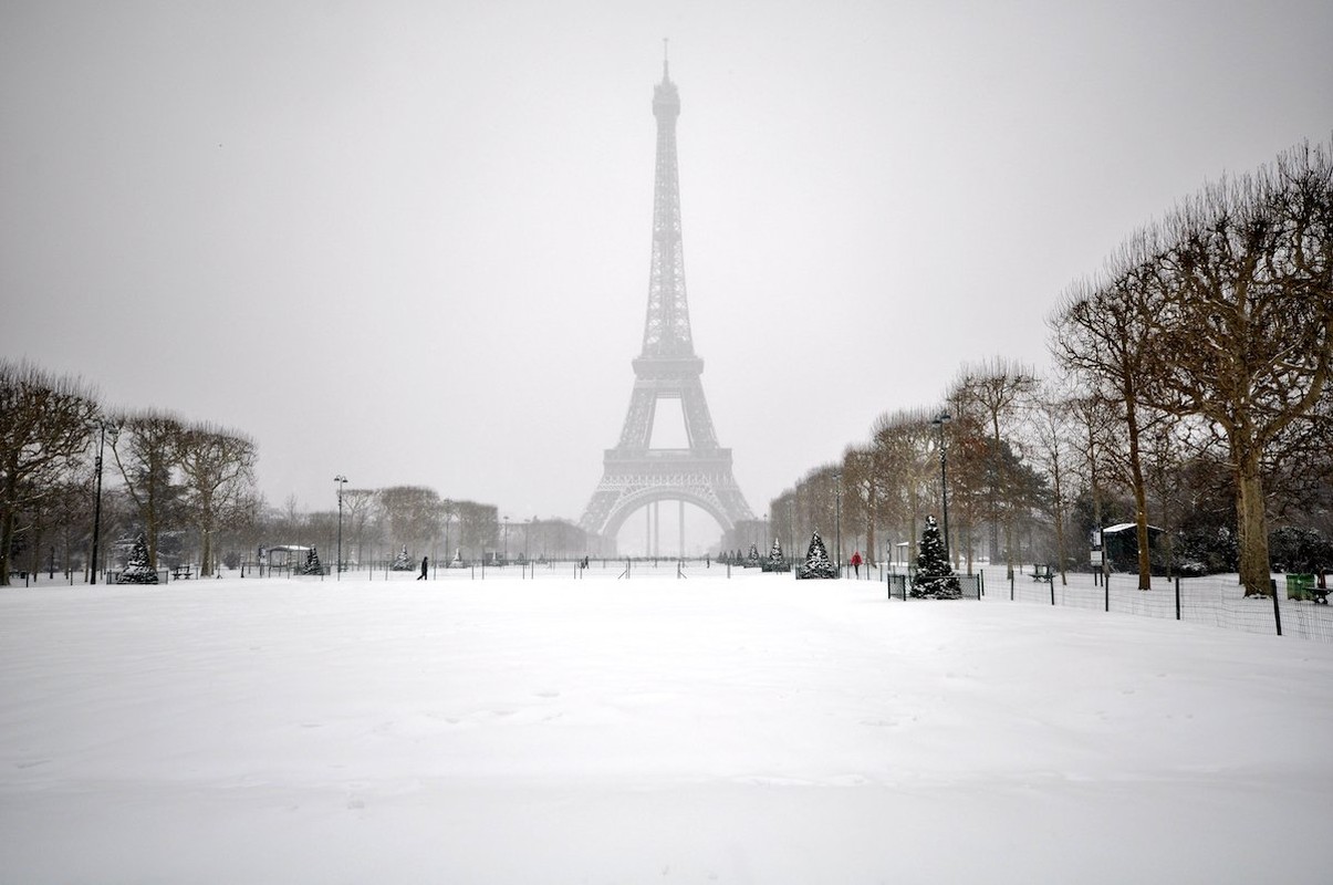 12 su that bat ngo ve Thap Eiffel noi tieng o Paris-Hinh-6