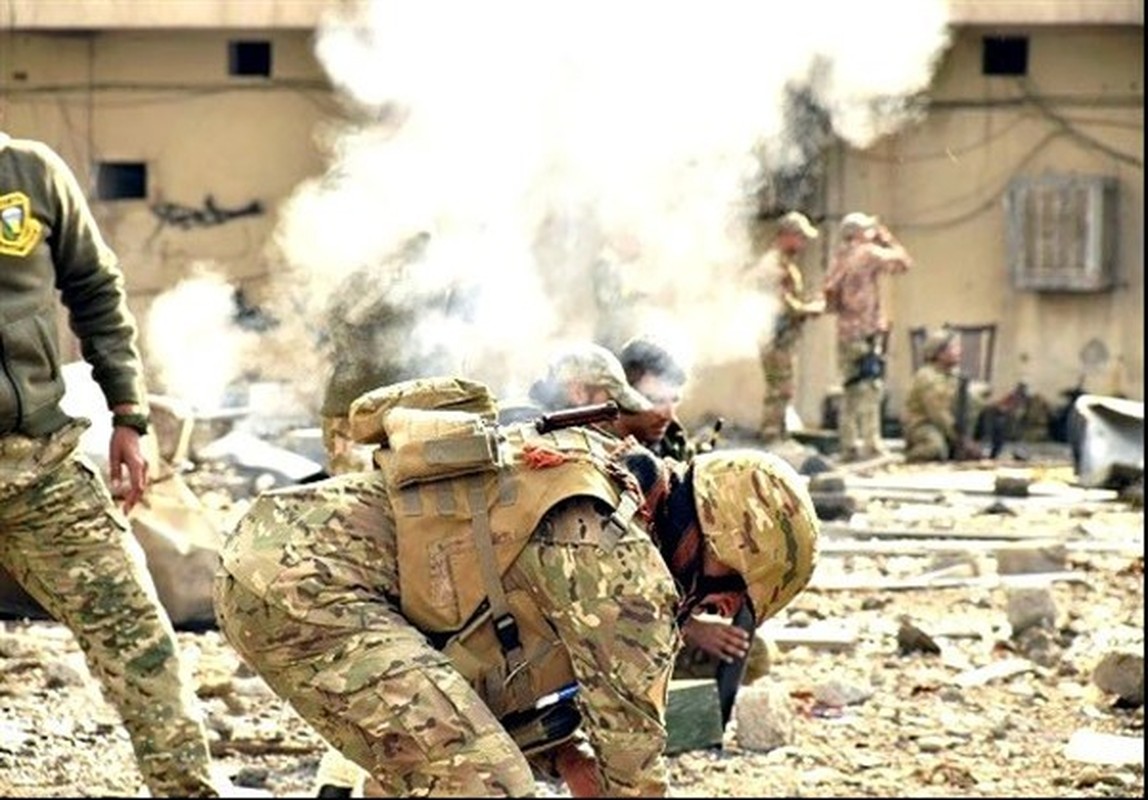 Quan doi Iraq giao tranh ac liet voi IS o Thanh co Mosul-Hinh-2