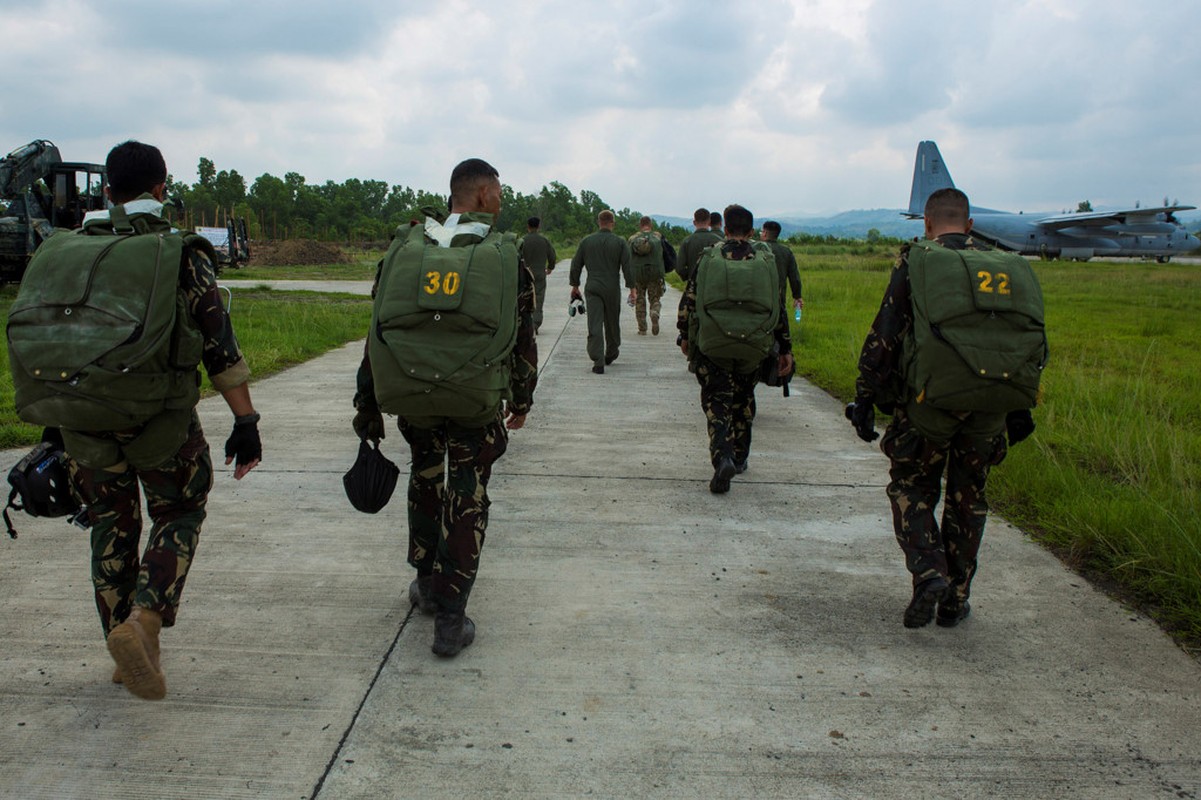 Dac nhiem chong khung bo tinh nhue cua Philippines-Hinh-8