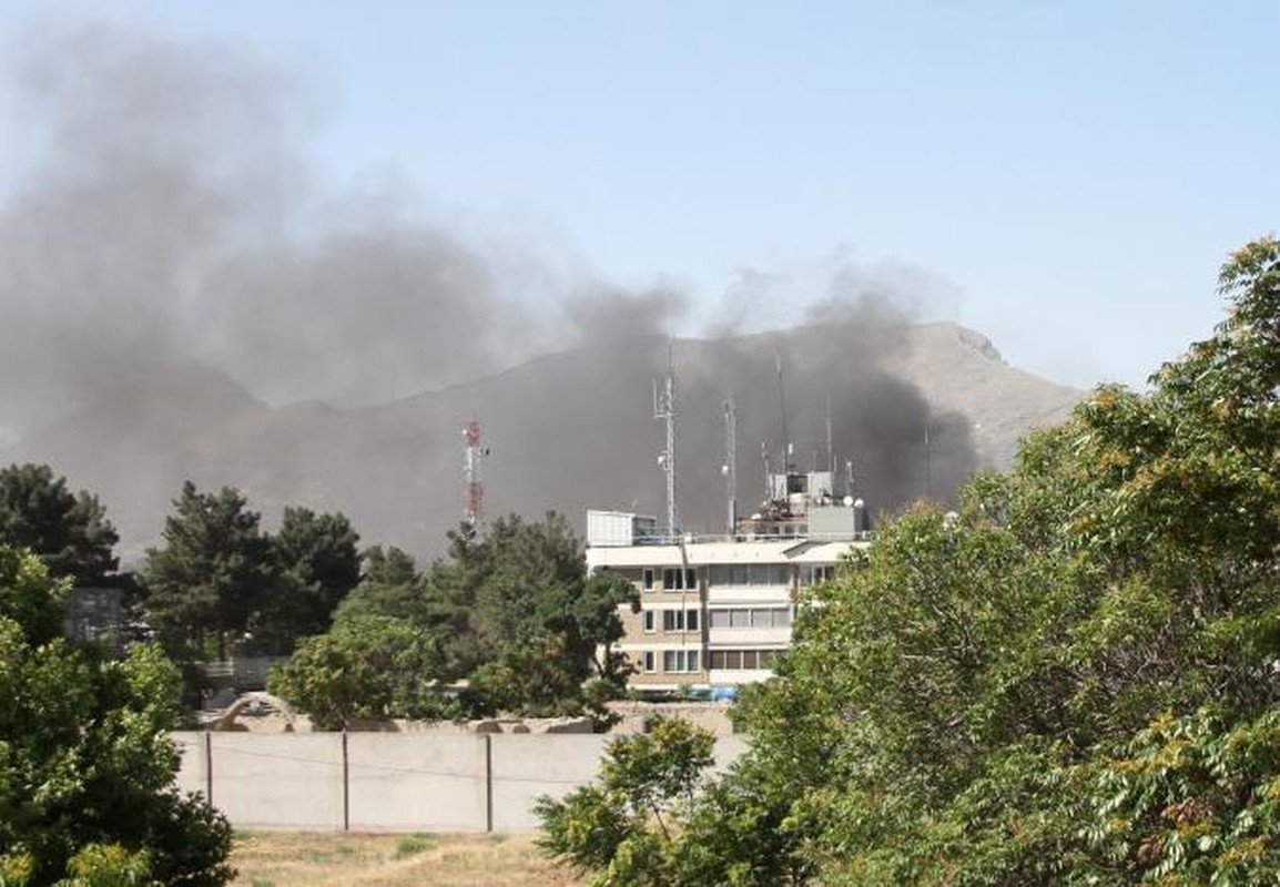 Hien truong danh bom dam mau o Kabul, 430 nguoi thuong vong-Hinh-10