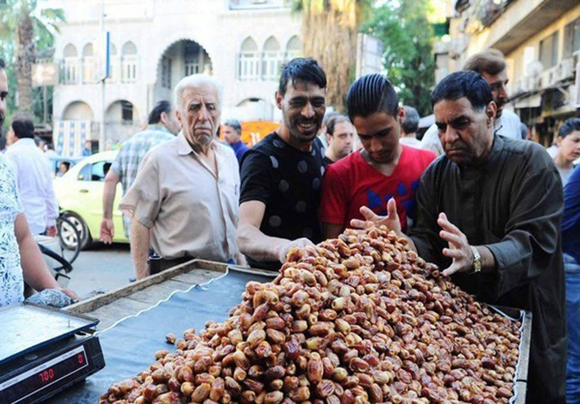 Canh mua sam o Damascus cho thang an chay Ramadan-Hinh-7