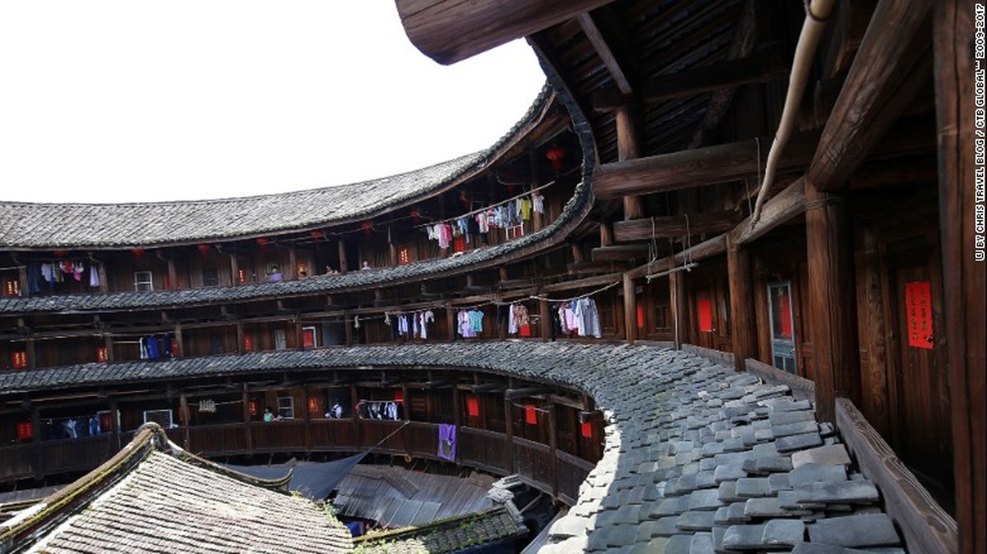 Chiem nguong nhung ngoi nha Tulou doc dao o Trung Quoc-Hinh-15