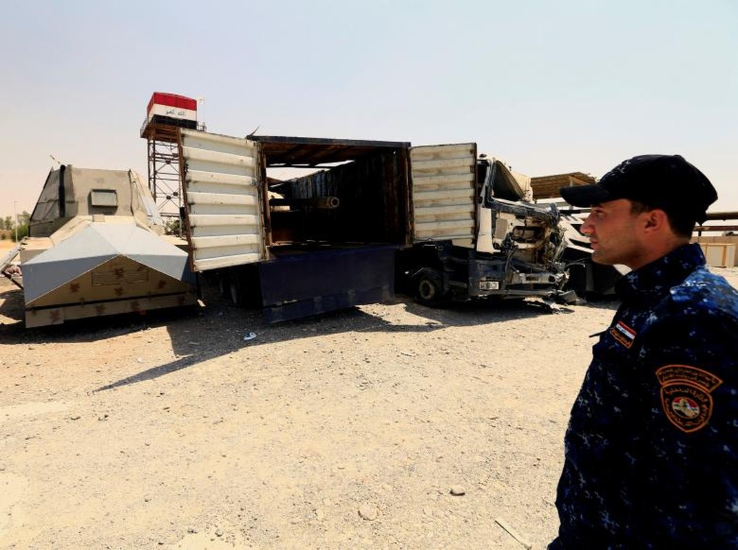 Anh: Iraq tich thu kho vu khi “khung” cua IS tai Mosul-Hinh-13