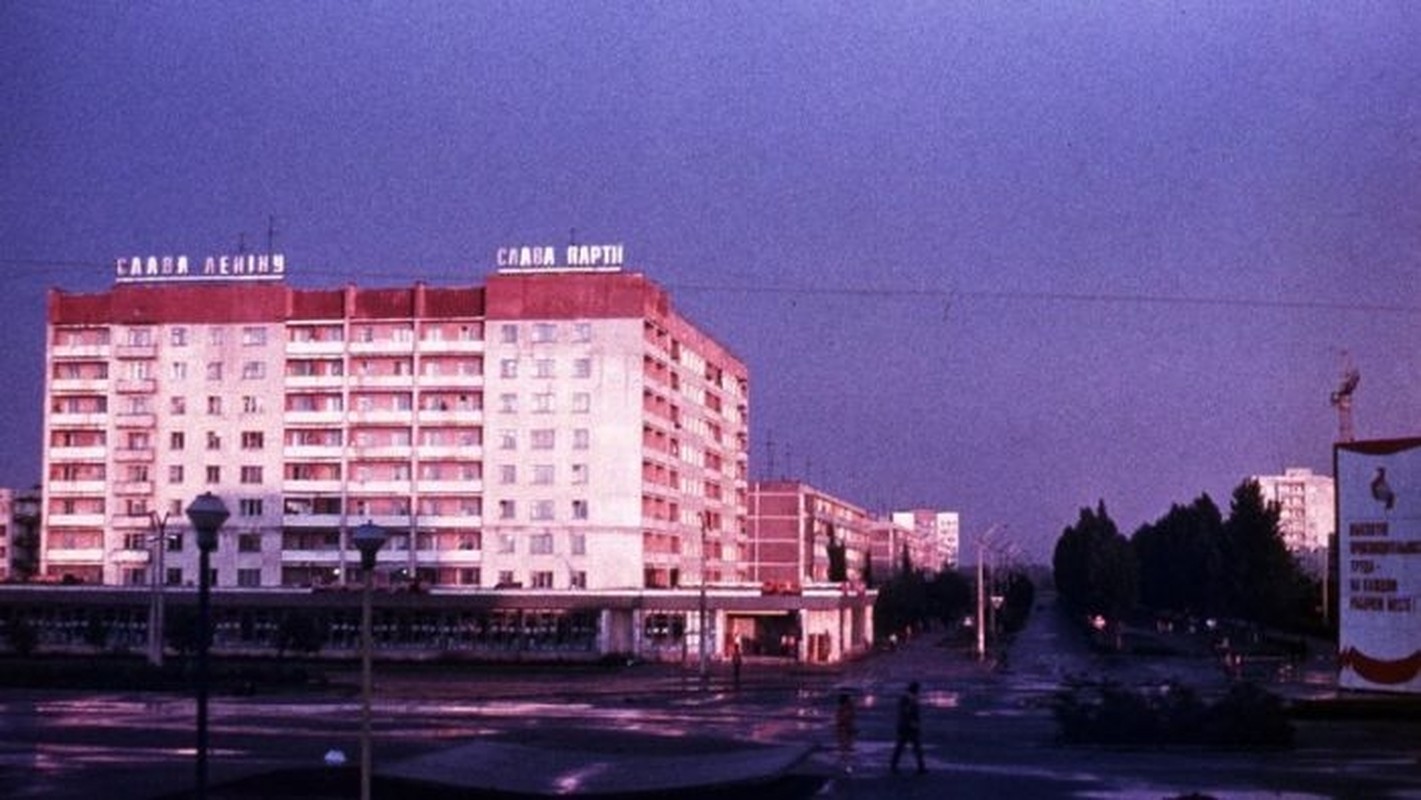 Kinh ngac thi tran Pripyat truoc va sau tham hoa Chernobyl-Hinh-5