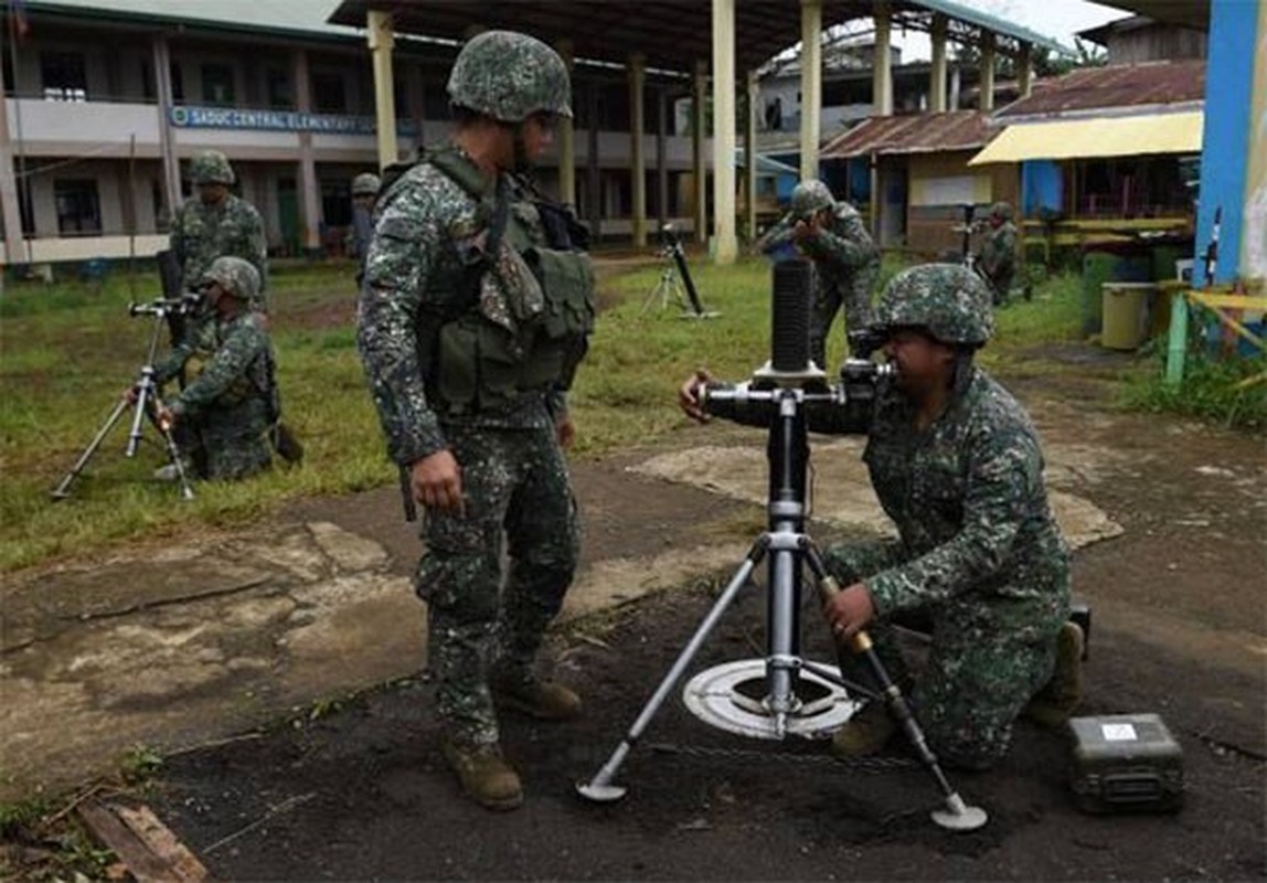 Anh: Quan doi Philippines rao riet lung suc khung bo o Marawi-Hinh-8