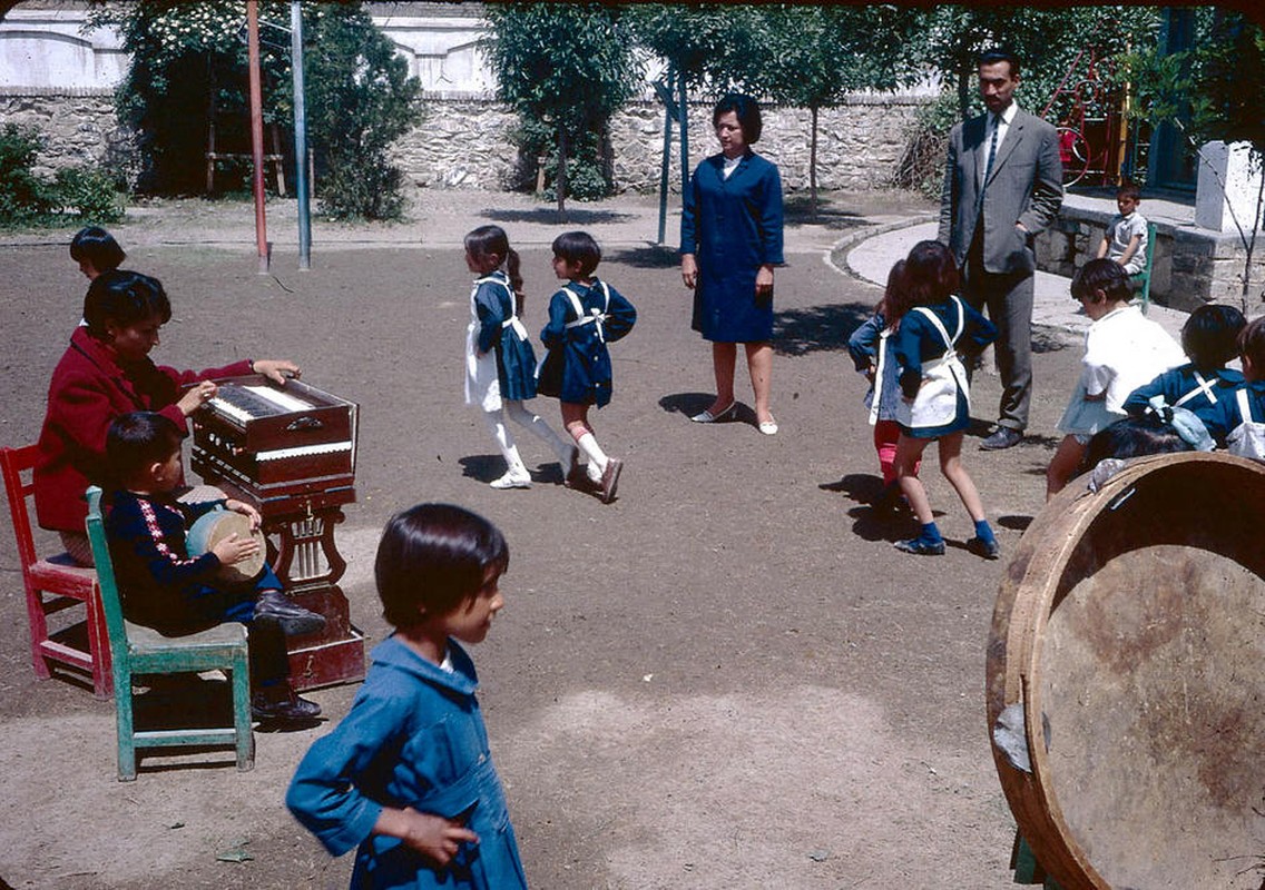 Bat ngo cuoc song o Afghanistan thap nien 1960-Hinh-9