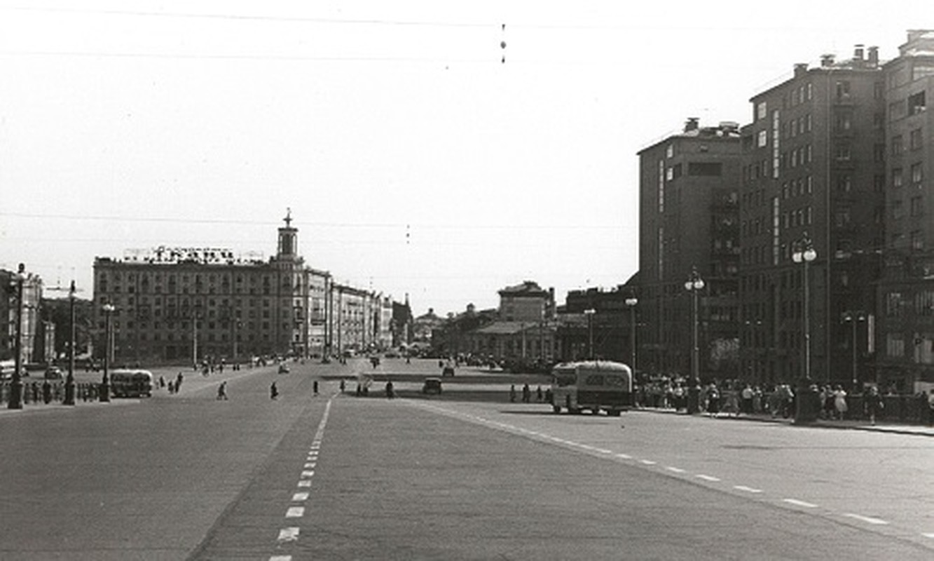 Thu do Moscow nam 1955 qua ong kinh du khach Duc-Hinh-9