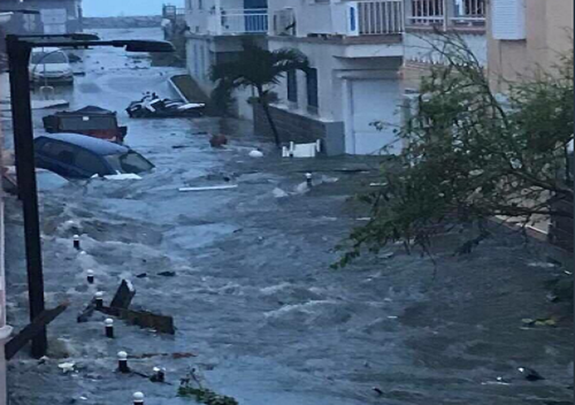 Kinh hoang sieu bao Irma tan pha vung Caribe-Hinh-18