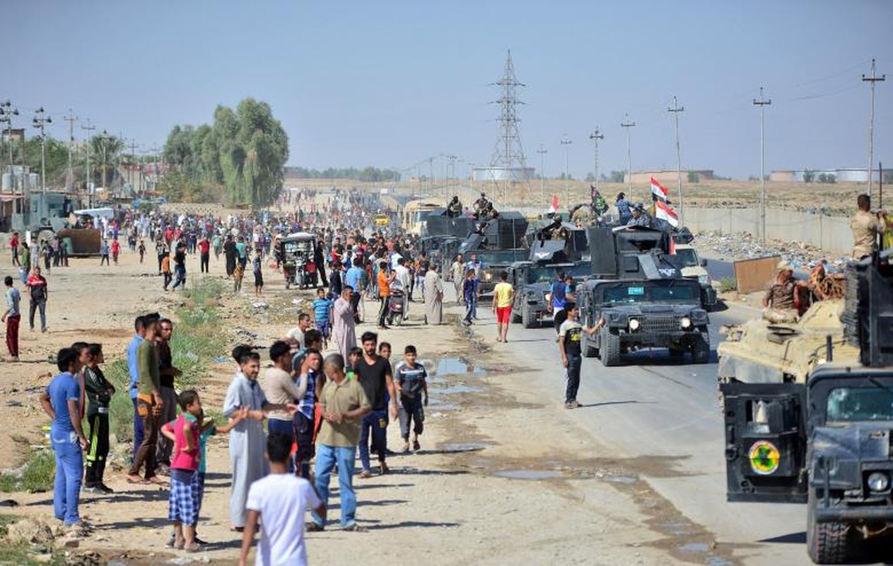 Toan canh quan doi Iraq danh chiem Kirkuk tu tay nguoi Kurd-Hinh-13