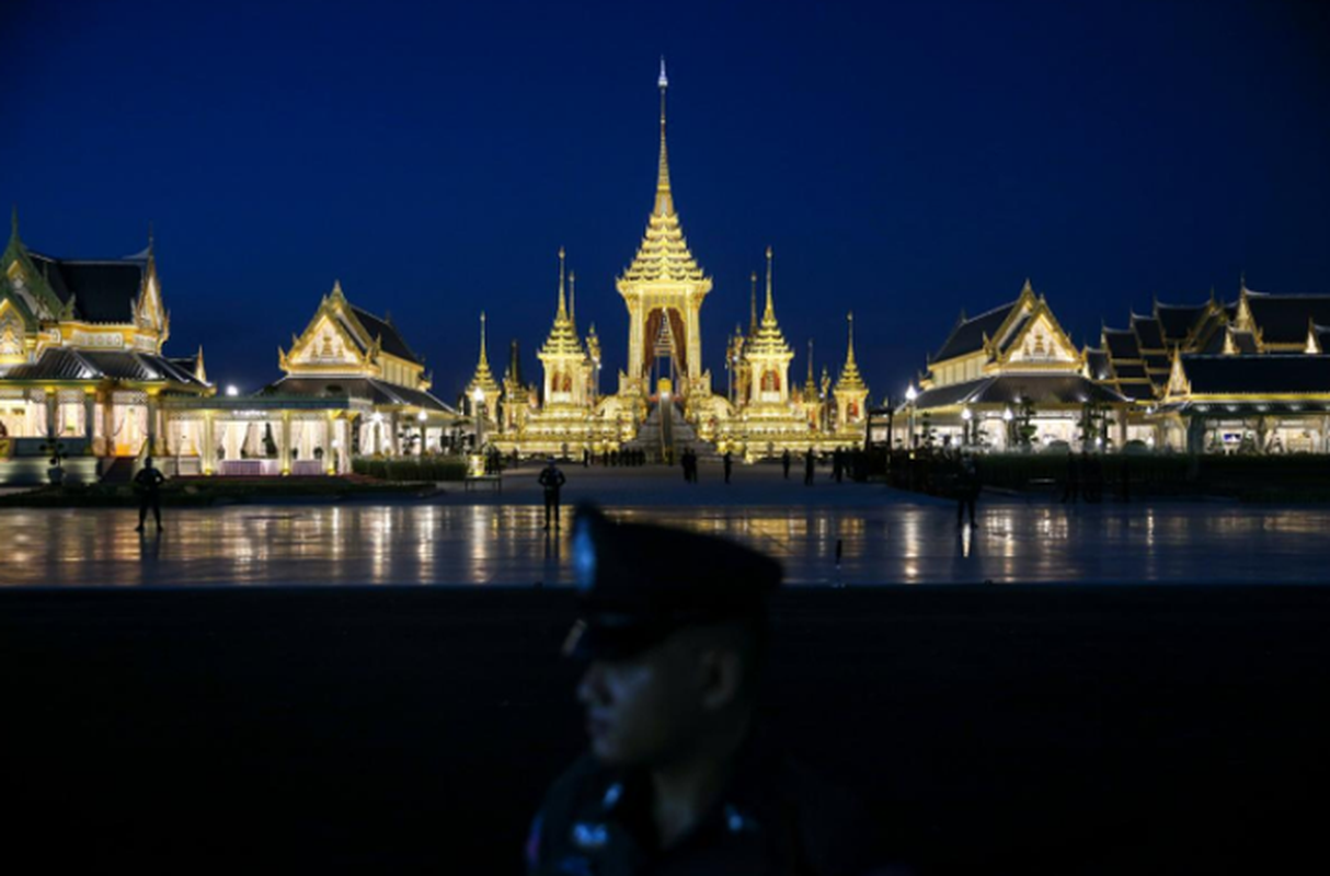 Toan canh cong tac chuan bi cho le tang Vua Thai Lan Bhumibol-Hinh-3