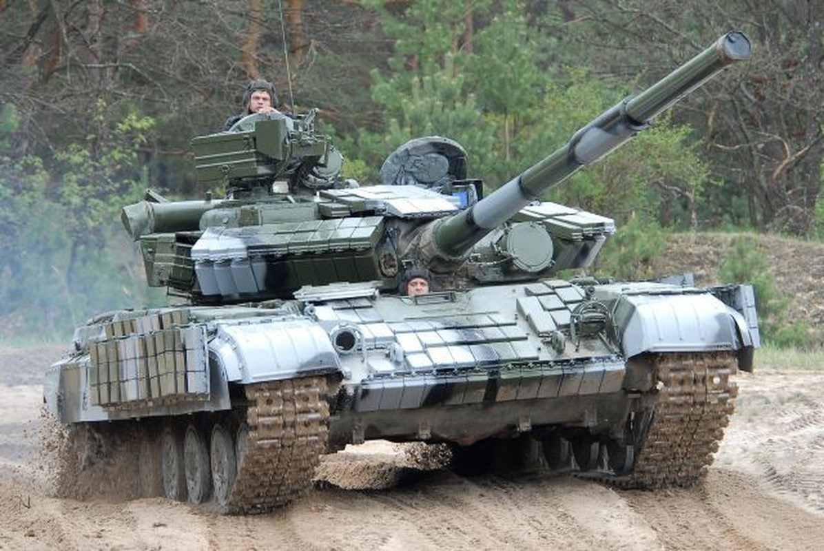 Ukraine tung bien the nang cap day suc manh cua T-64BV-Hinh-7