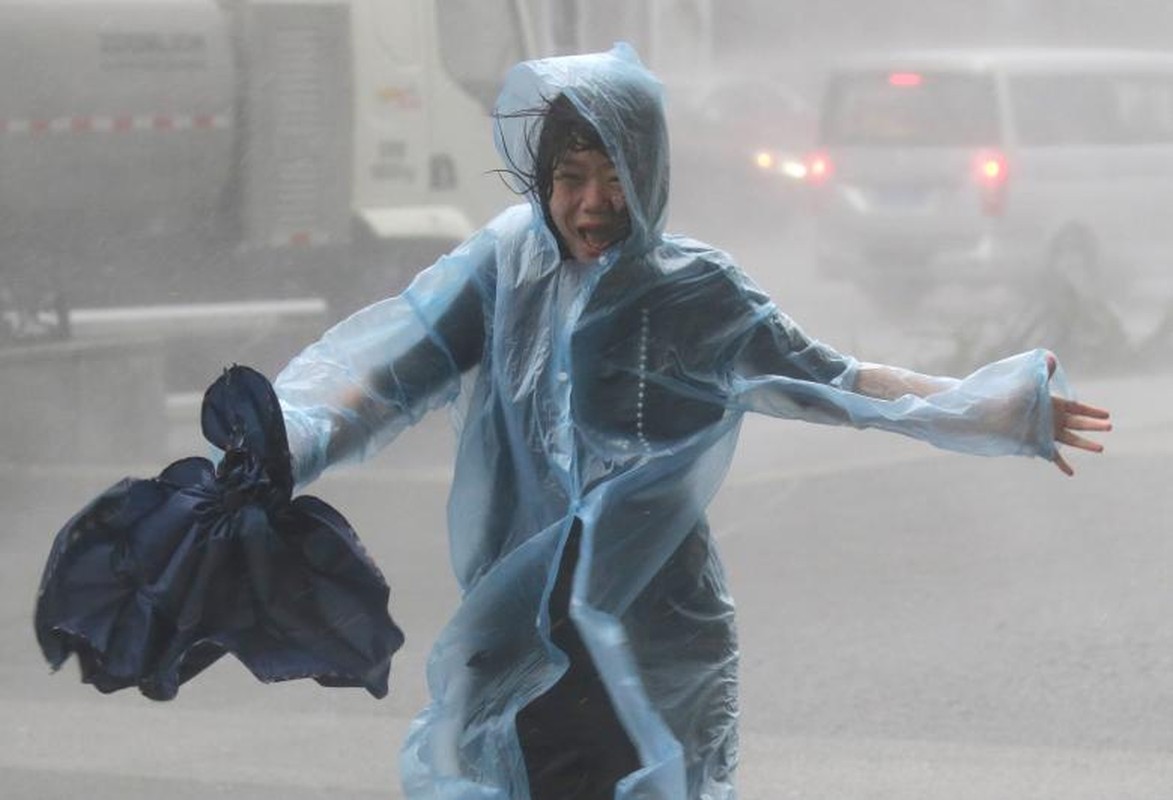 Toan canh sieu bao Mangkhut tan pha Philippines, Trung Quoc-Hinh-3