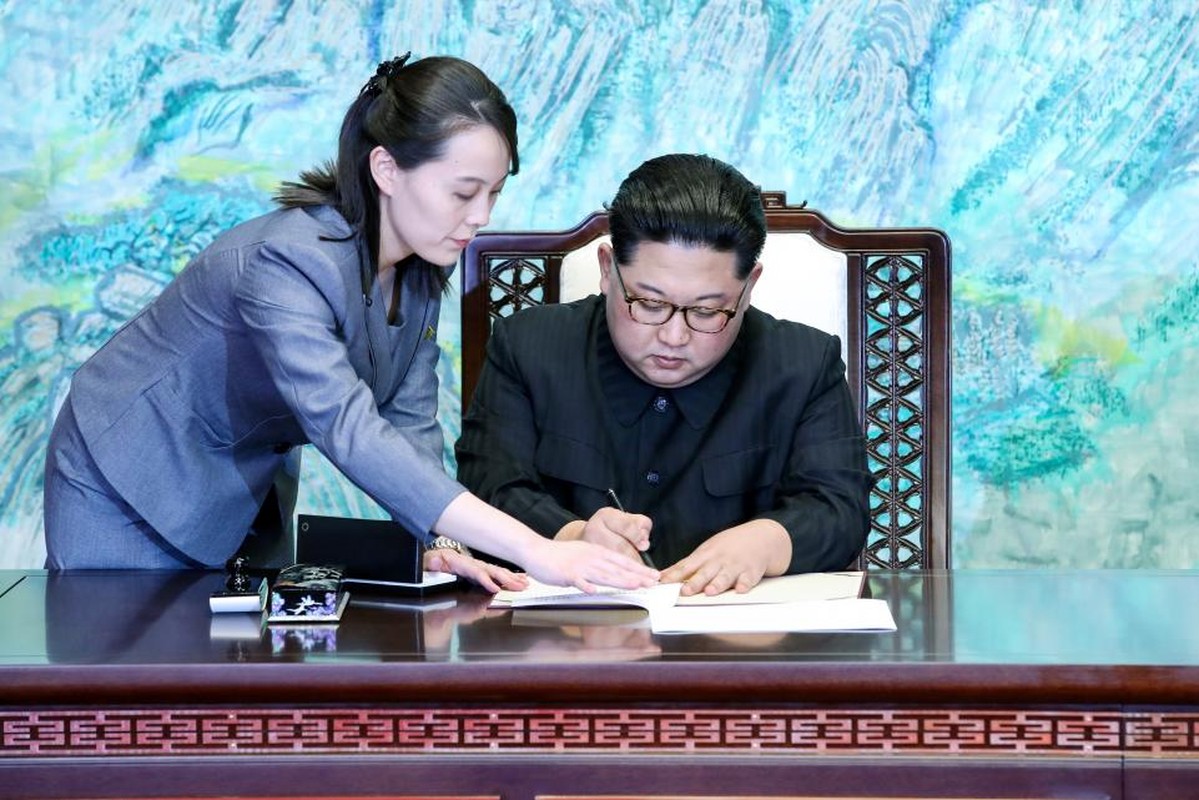 Dieu it biet ve em gai quyen luc cua ong Kim Jong-un-Hinh-3