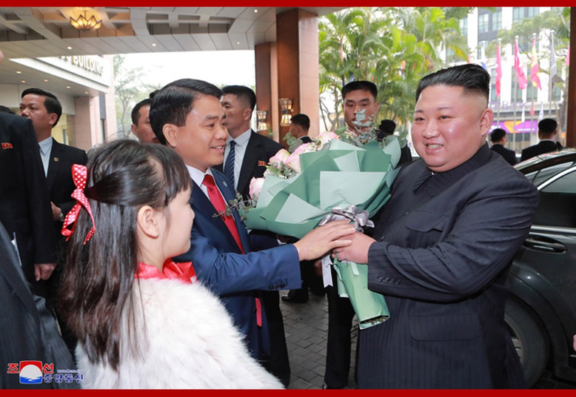 Ngay dau Chu tich Kim Jong-un den Viet Nam tren bao Trieu Tien-Hinh-7