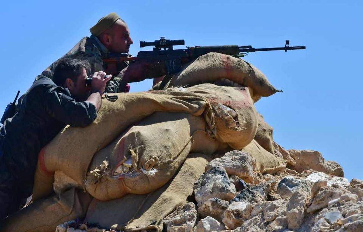 Phien quan IS ac chien luc luong SDF tai “chao lua” Baghouz-Hinh-6