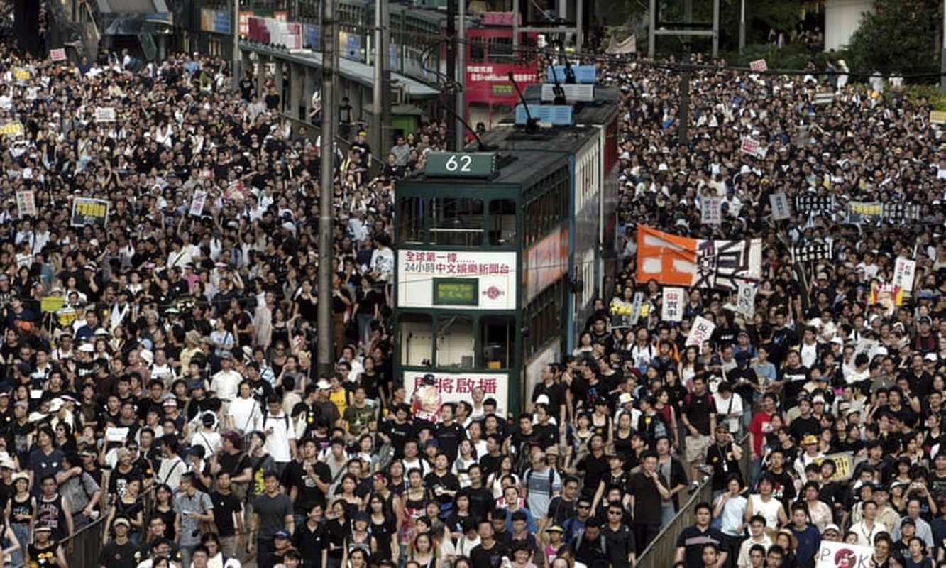 Hinh anh dung do giua canh sat va nguoi bieu tinh Hong Kong-Hinh-5