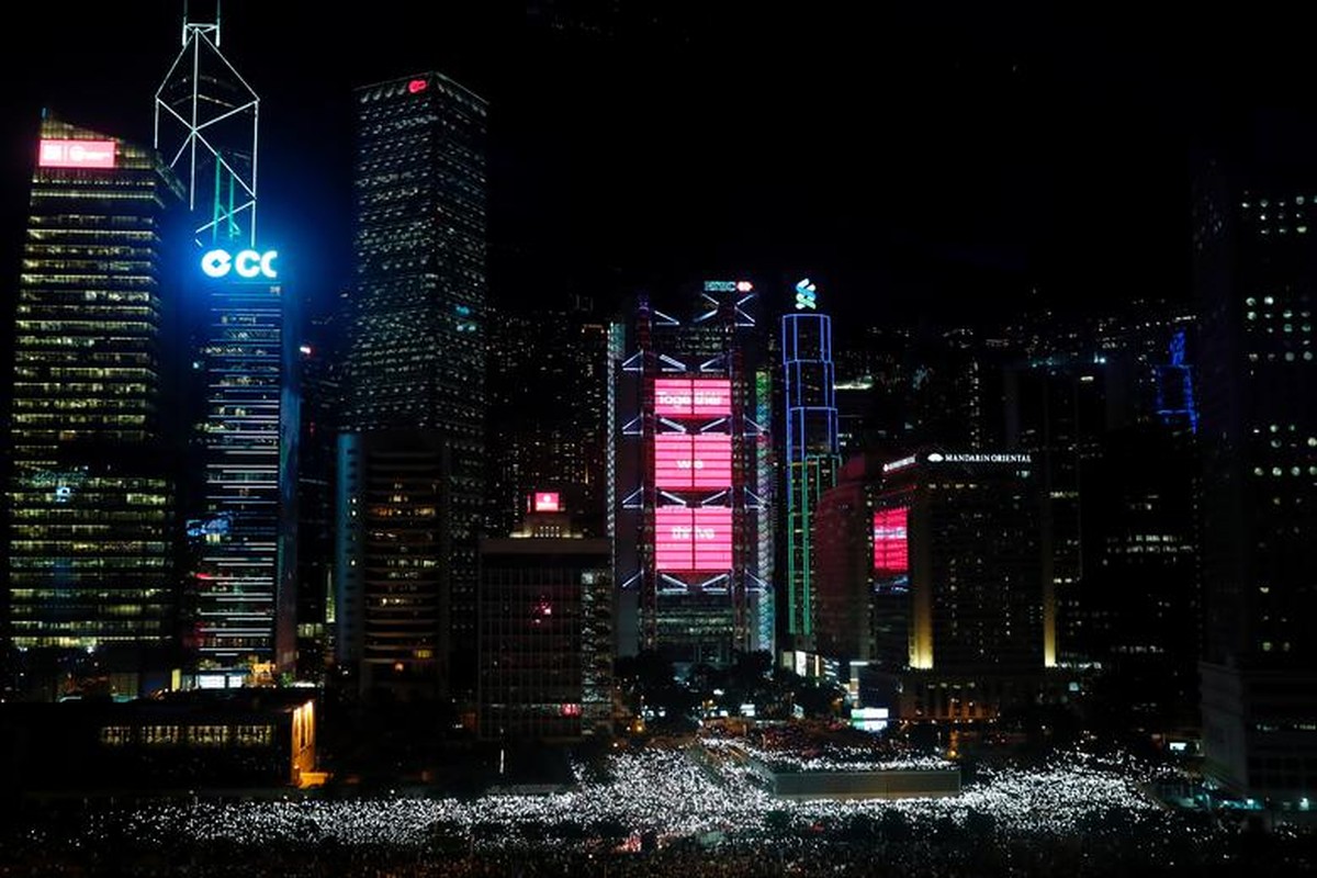 Bien nguoi bieu tinh o Hong Kong truoc G20-Hinh-8