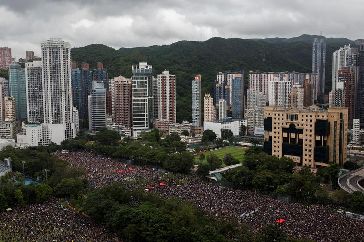 Bieu tinh o Hong Kong: Tong thong Trump canh bao Trung Quoc