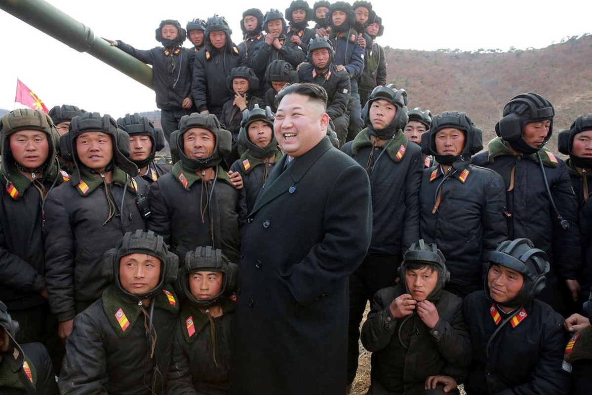 ​Nhung lan ong Kim Jong-un muon truyen thuyet de gui thong diep-Hinh-10