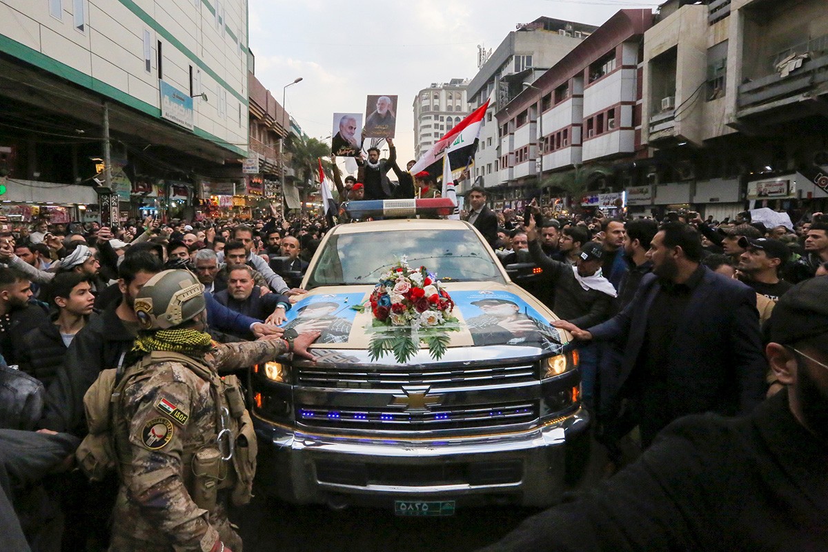 Bien nguoi don thi the Tuong Iran Soleimani vua duoc dua ve nuoc-Hinh-9