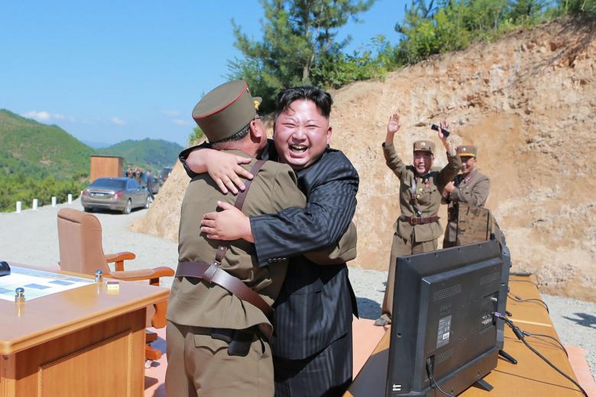 Loat hinh an tuong ve cac hoat dong cua nha lanh dao Kim Jong-un-Hinh-14