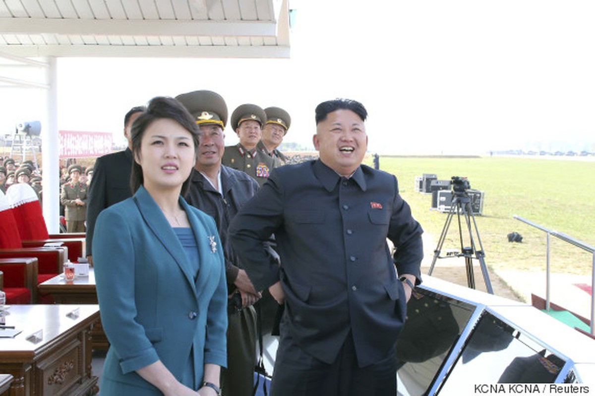 Nhung lan ong Kim Jong-un vang mat va tai xuat khien the gioi ngo ngang-Hinh-2