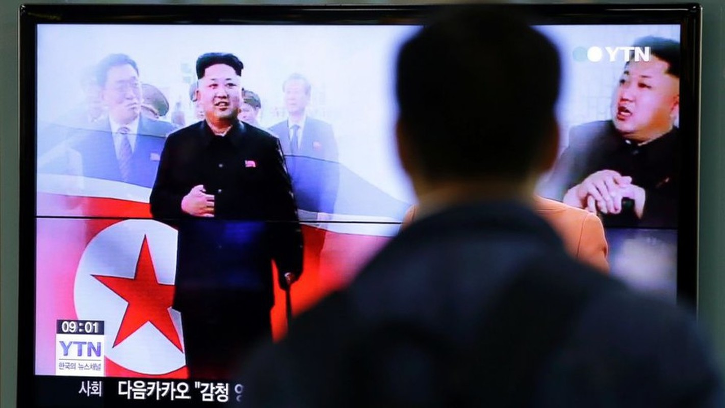 Nhung lan ong Kim Jong-un vang mat va tai xuat khien the gioi ngo ngang-Hinh-7