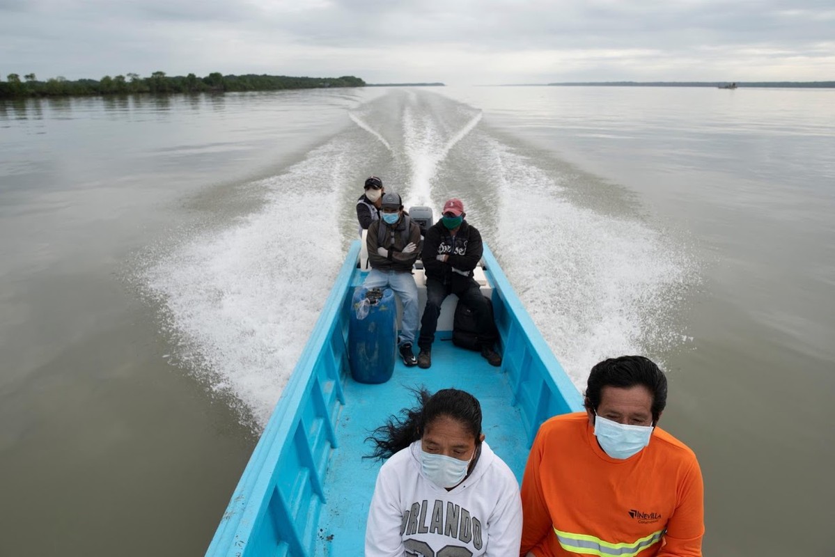 Canh vung que ngheo Ecuador khong bac si giua noi so dai dich COVID-19-Hinh-3