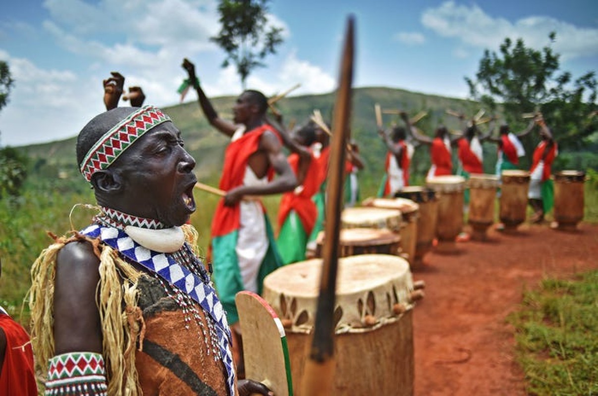 Cuoc doi Cong chua Burundi la nguoi mau da mau dau tien cua Phap-Hinh-13