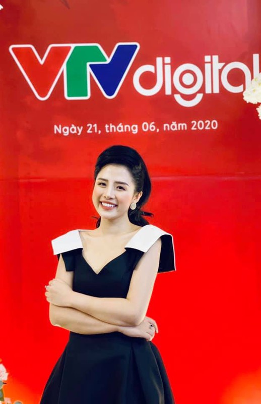 BTV tre nhat VTV24 so huu gu thoi trang toan hang hieu-Hinh-12