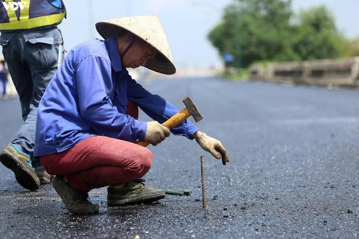 Toan canh dai cong truong sua chua cau Thang Long, Ha Noi-Hinh-15