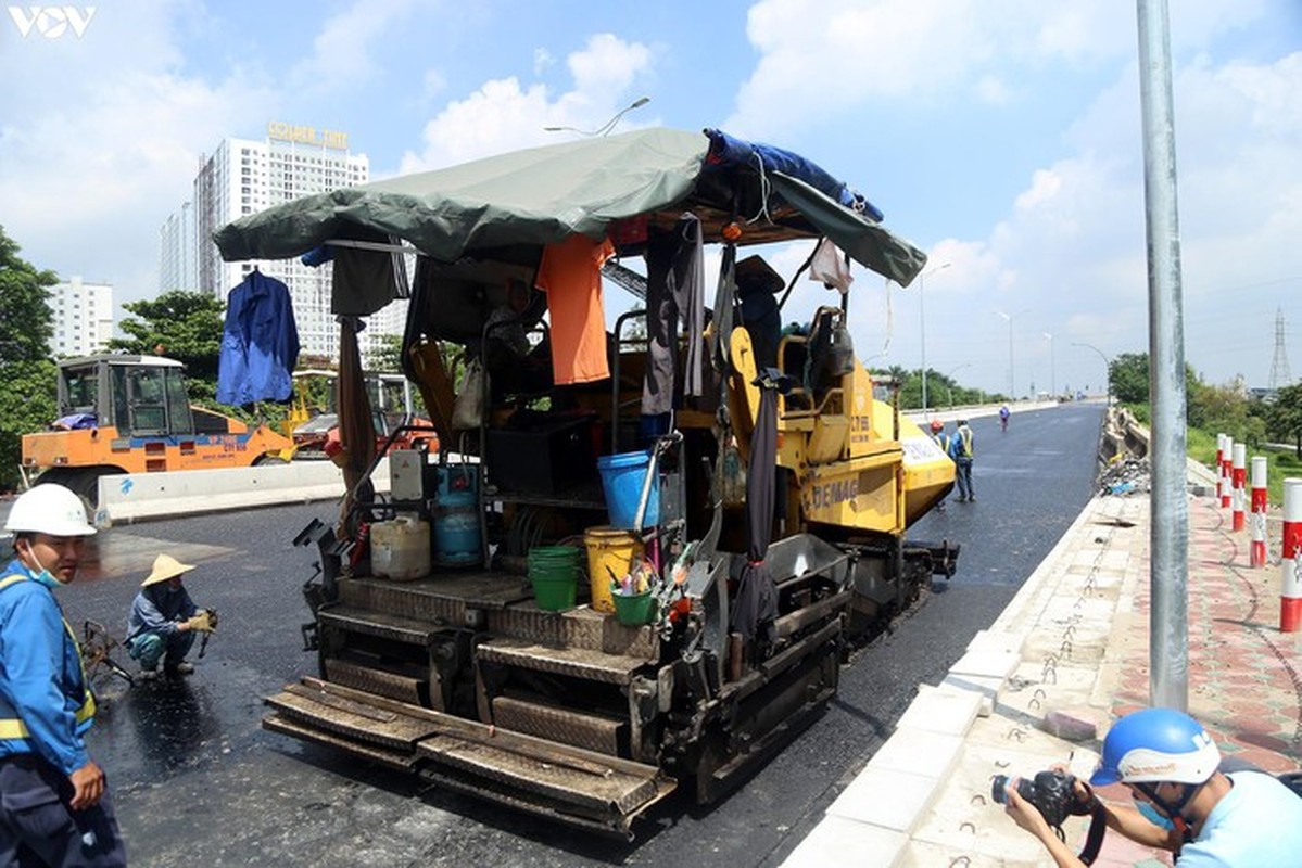 Toan canh dai cong truong sua chua cau Thang Long, Ha Noi-Hinh-17