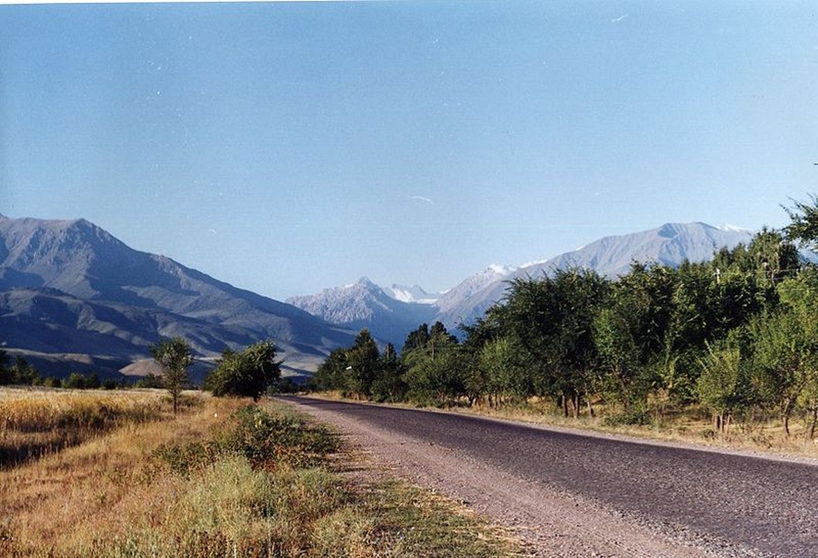 Kham pha bat ngo ve dat nuoc Kyrgyzstan co the ban chua biet-Hinh-4