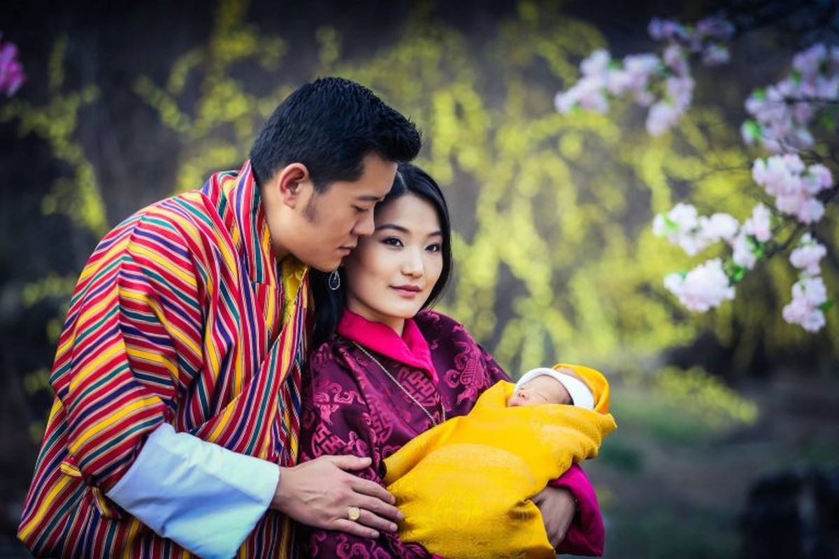 To am hanh phuc cua Hoang hau Bhutan xinh dep 