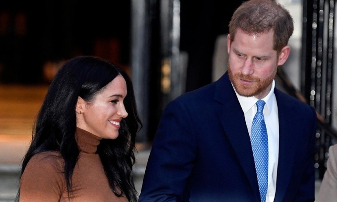 Chan dung nguoi to Cong nuong Anh Meghan Markle bat nat nhan vien-Hinh-8