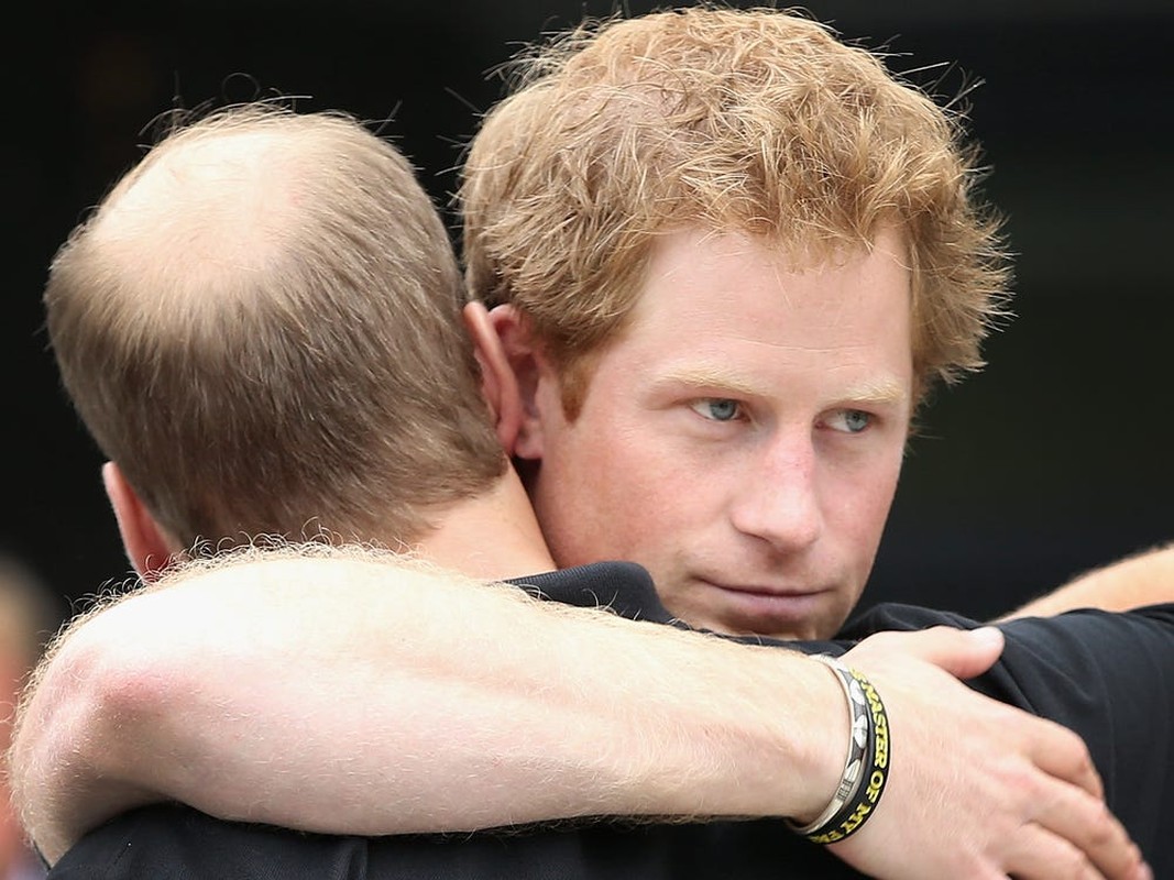 Truoc khi ran nut, Hoang tu William - Harry tung than thiet the nao?-Hinh-12