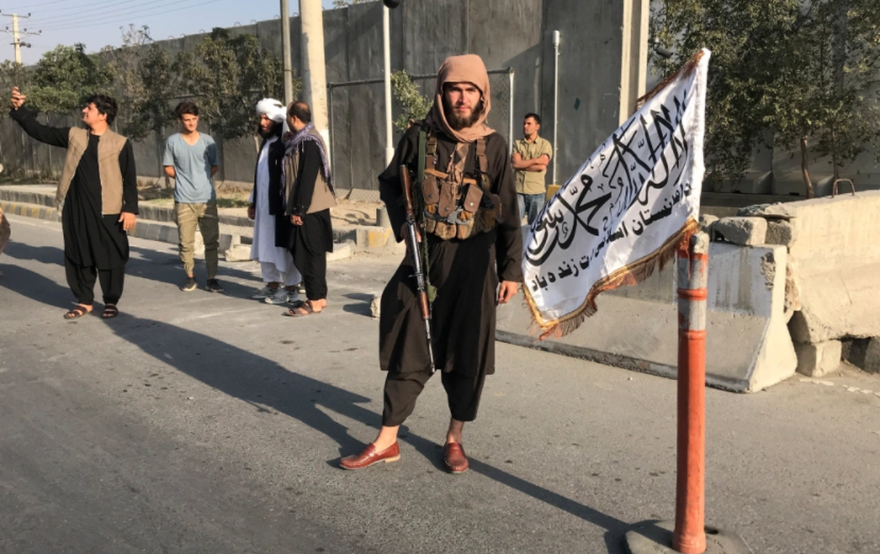 Can canh thu do Kabul sau khi Taliban chiem quyen kiem soat-Hinh-7
