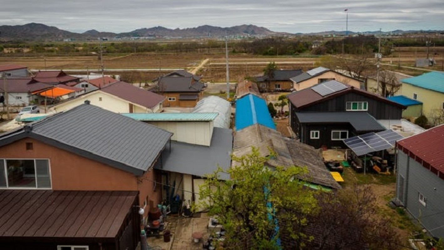 Cuoc song “hai sac mau” o “ranh gioi” DMZ tren ban dao Trieu Tien-Hinh-2