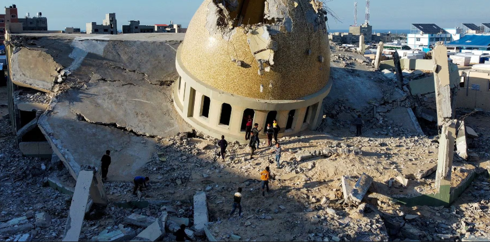 Can canh Dai Gaza hoang tan nhu “ngay tan the” vi bom dan-Hinh-9