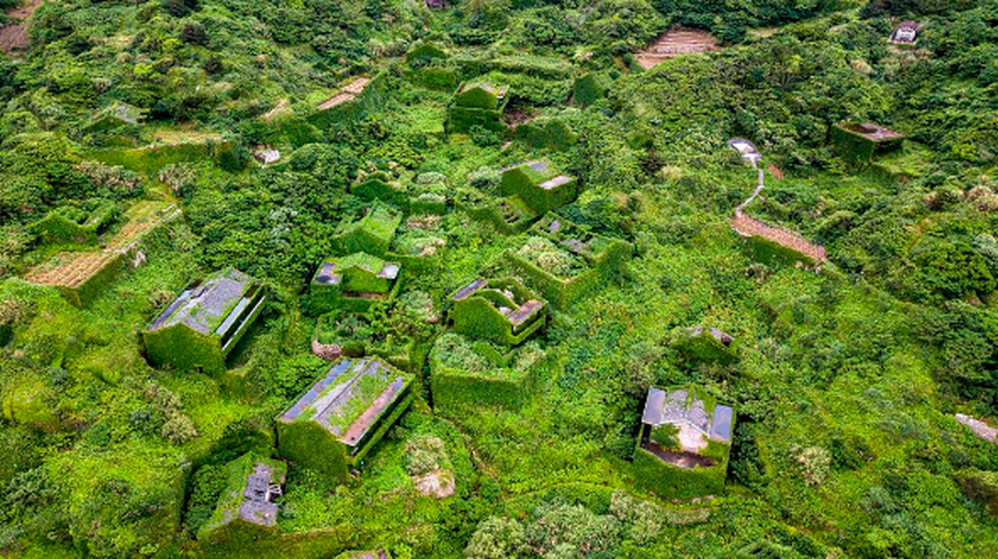 Choang ngop ngoi lang “ma” dep nhu tranh ve o Trung Quoc-Hinh-7