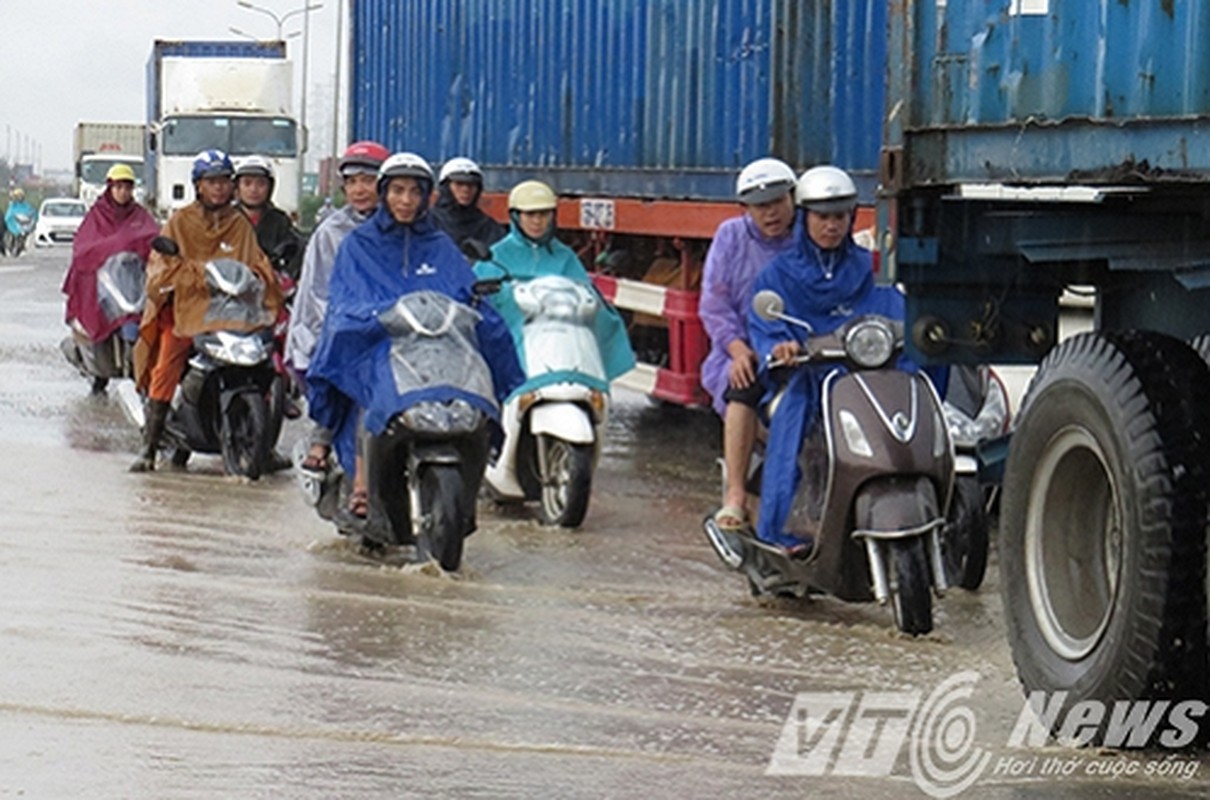 Hai Phong Con duong tu than rinh nuot chung nguoi sau mua lon-Hinh-6