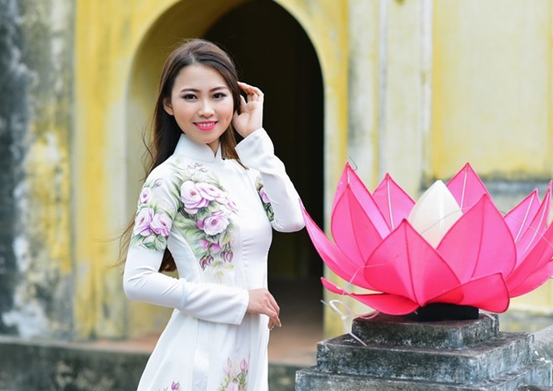 15 nu sinh Dai hoc Luat Ha Noi khoe nhan sac noi bat-Hinh-3