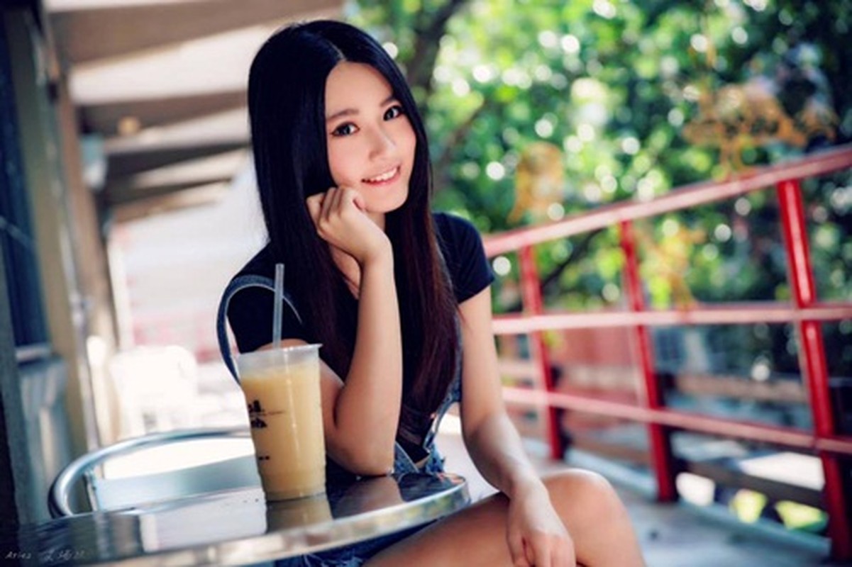 Co giao tieng Anh dien vay ngan khien lop hoc qua tai-Hinh-5