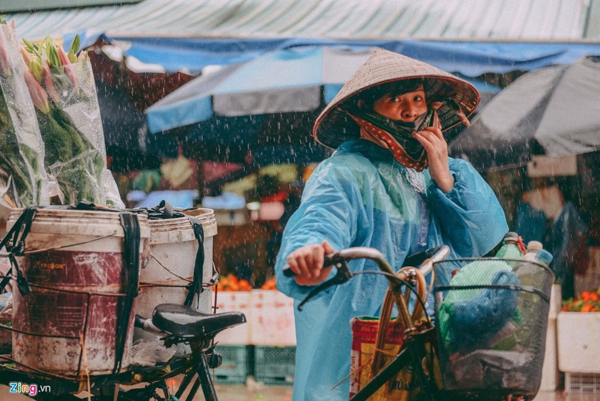 Chum anh: Nhung canh doi muu sinh trong mua lanh Ha Noi-Hinh-10