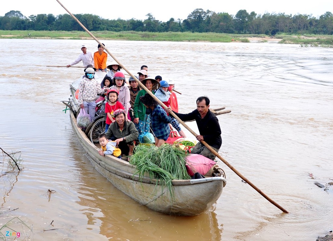 Lu bat thuong giap Tet, dan Quang Ngai khon don-Hinh-2