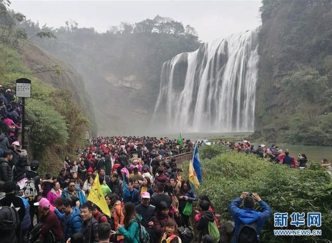 Trung Quoc qua tai boi luong khach du xuan qua dong