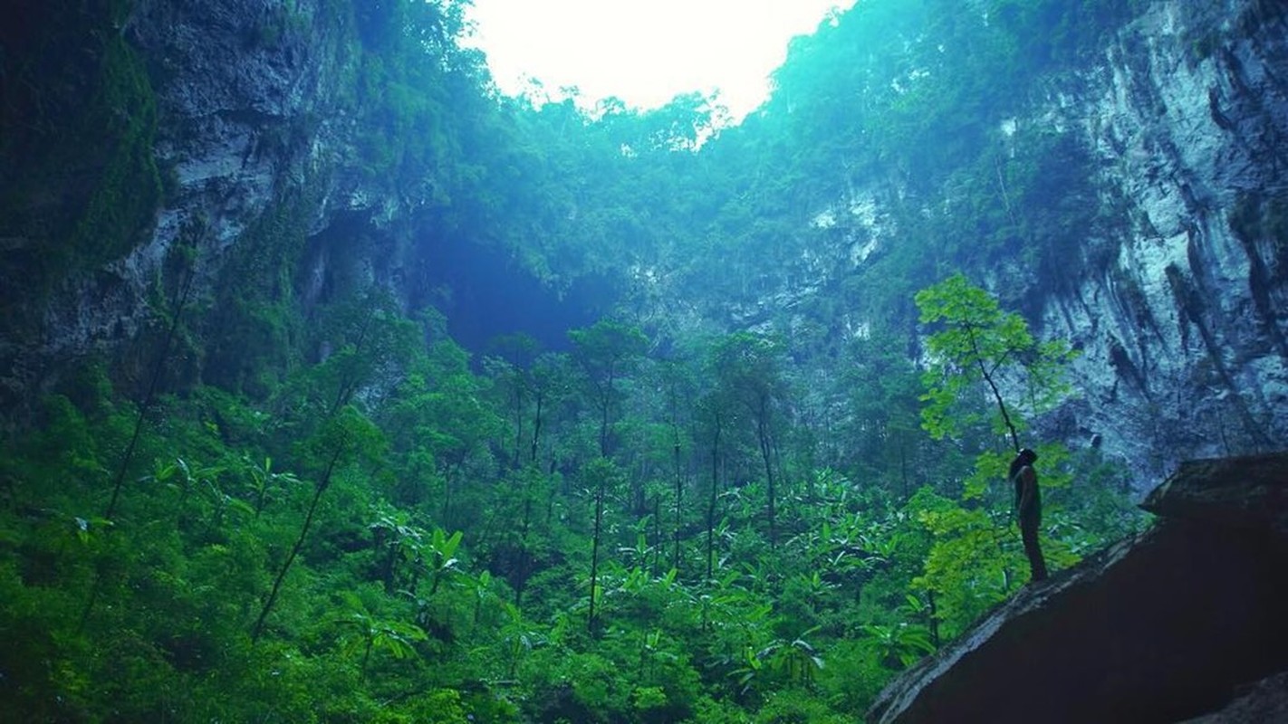 Hang Son Doong qua lang kinh dao dien 