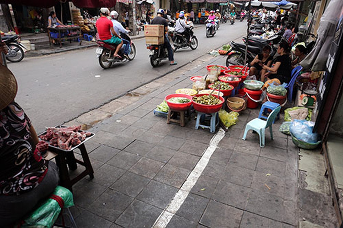 Via he Ha Noi co gi khac sau hon 1 thang ra quan don dep?-Hinh-6